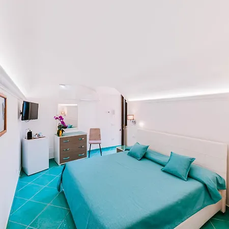 Il Cortile 4* 拉维罗