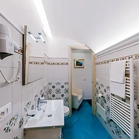 Bed & Breakfast Il Cortile 4*